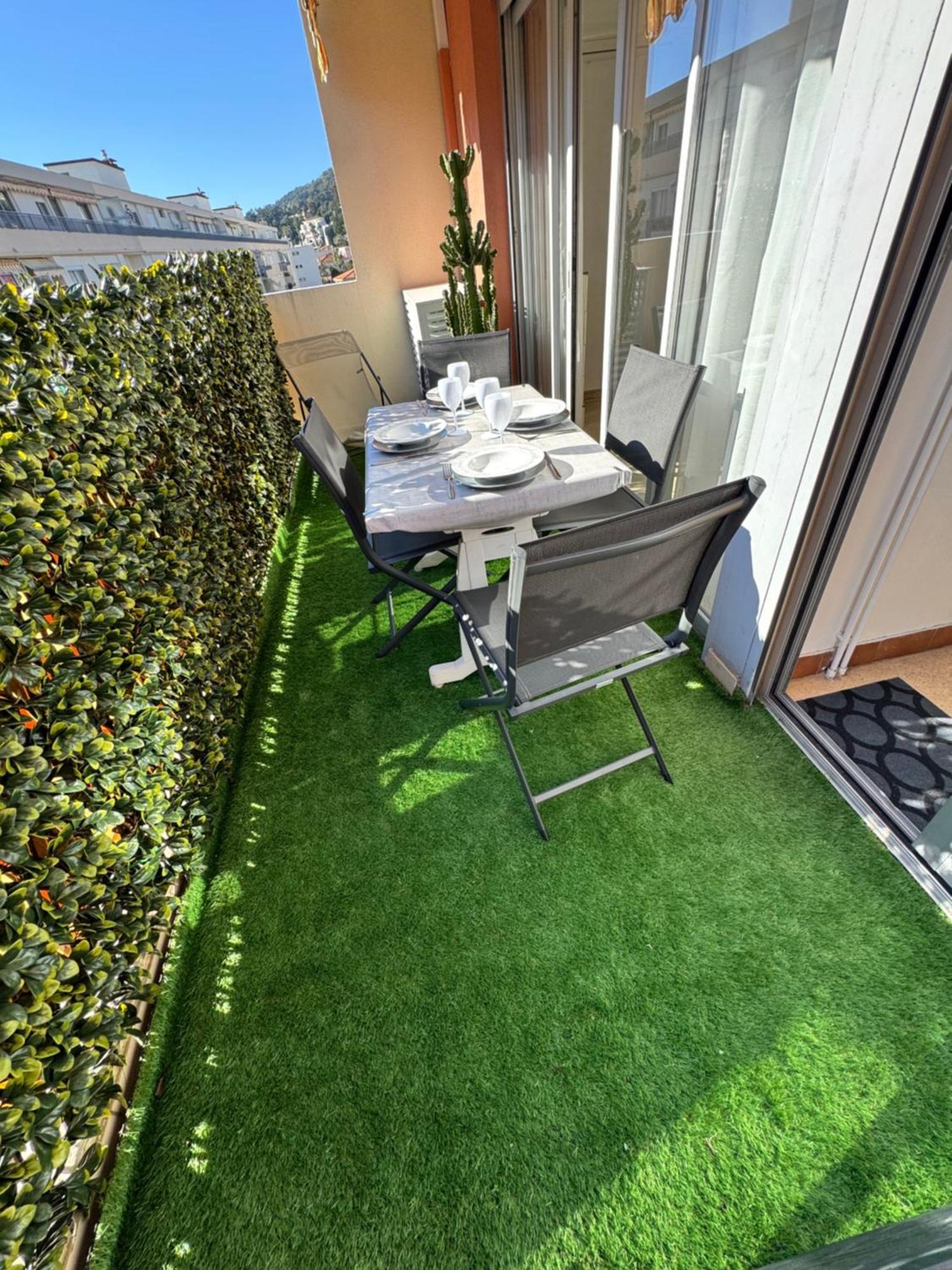 T2 appartement Golfe Juan 47m2 plages et port Vallauris Extérieur photo